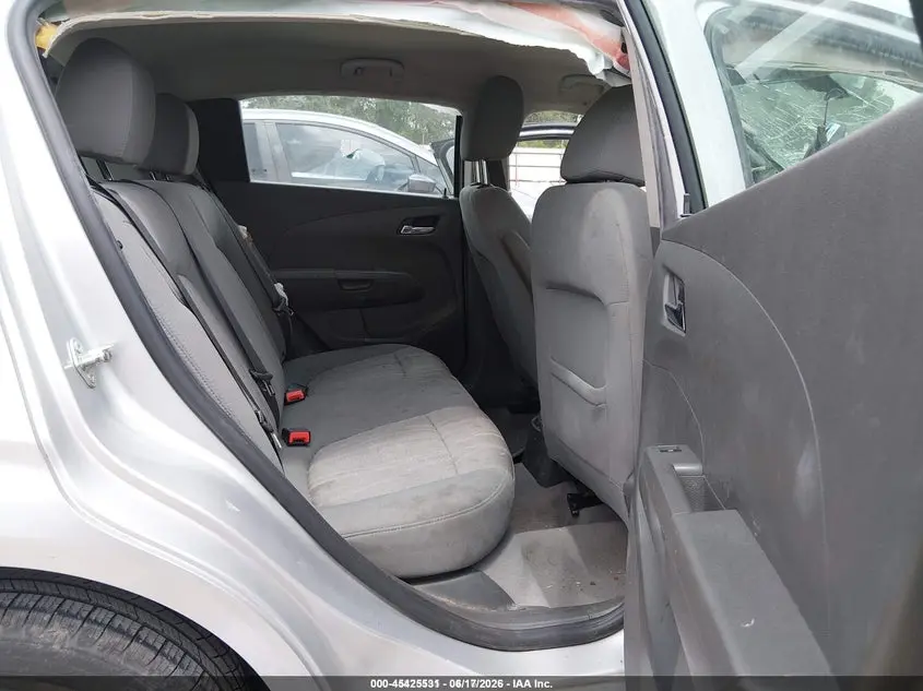 2015 CHEVROLET SONIC LT AUTO