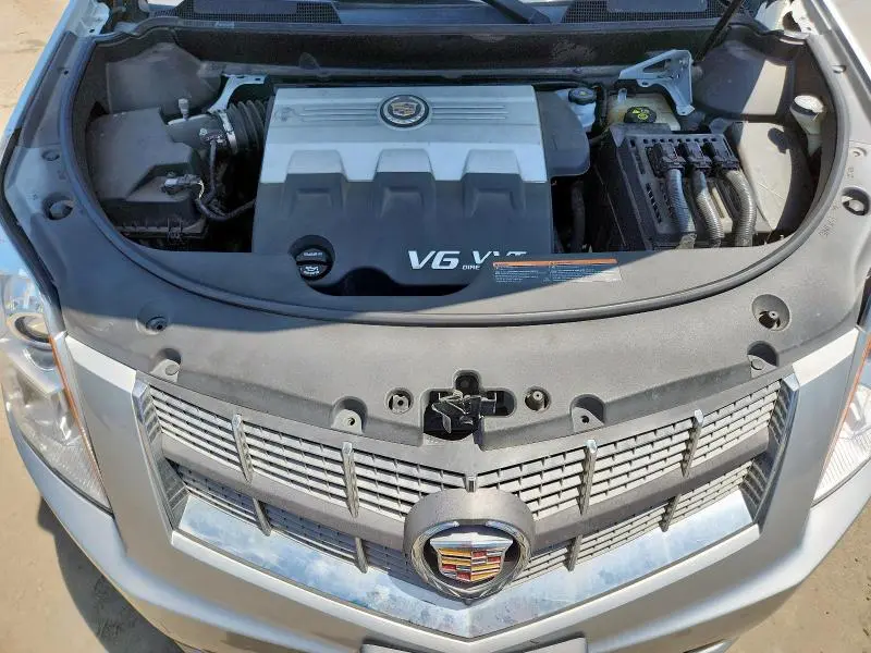 2010 CADILLAC SRX   