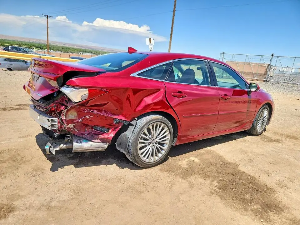 2019 TOYOTA AVALON LIMITED  
