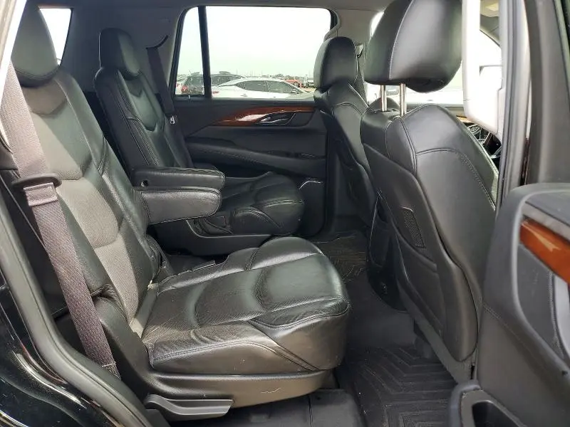 2016 CADILLAC ESCALADE   