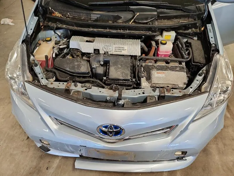 2012 TOYOTA PRIUS V THREE  