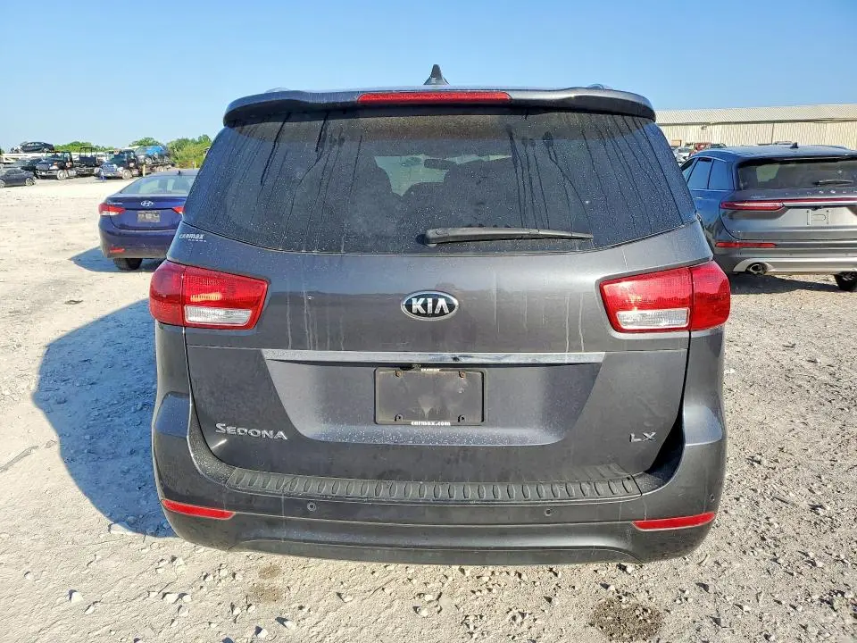 2017 KIA SEDONA LX  