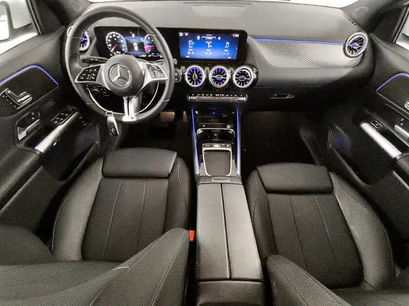 2025 MERCEDES-BENZ GLA 250  