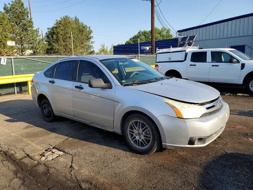 2011 FORD FOCUS SE  