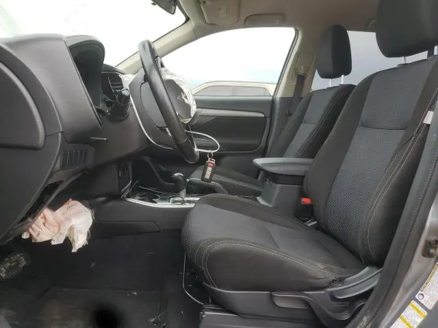 2017 MITSUBISHI OUTLANDER SE  