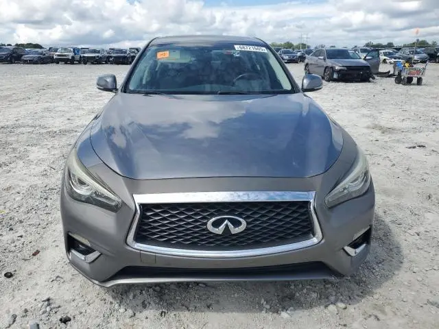 2018 INFINITI Q50 LUXE  