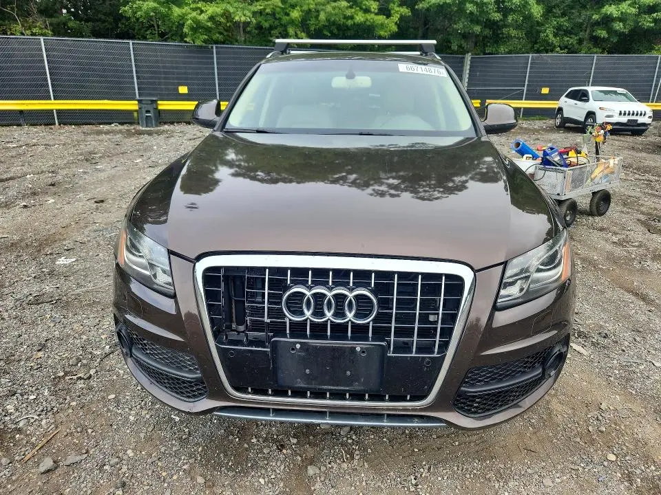 2011 AUDI Q5 PREMIUM PLUS  