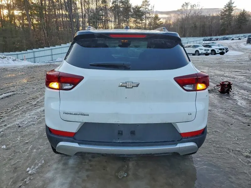 2023 CHEVROLET TRAILBLAZER LT  