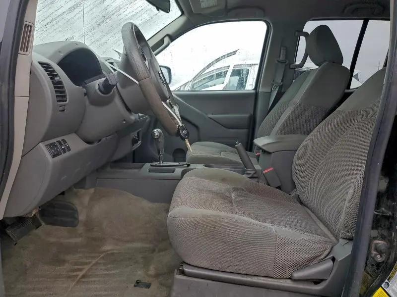 2016 NISSAN FRONTIER S  