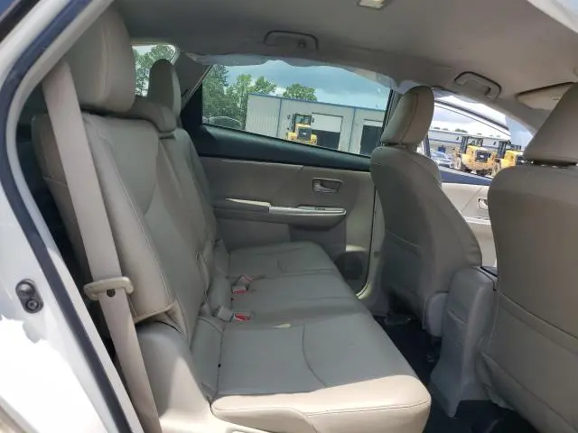 2013 TOYOTA PRIUS V   