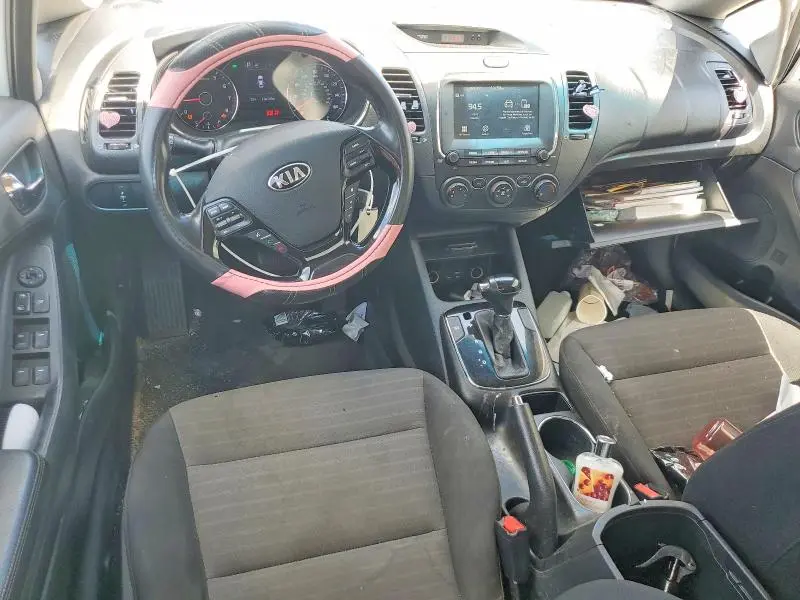 2017 KIA FORTE S  