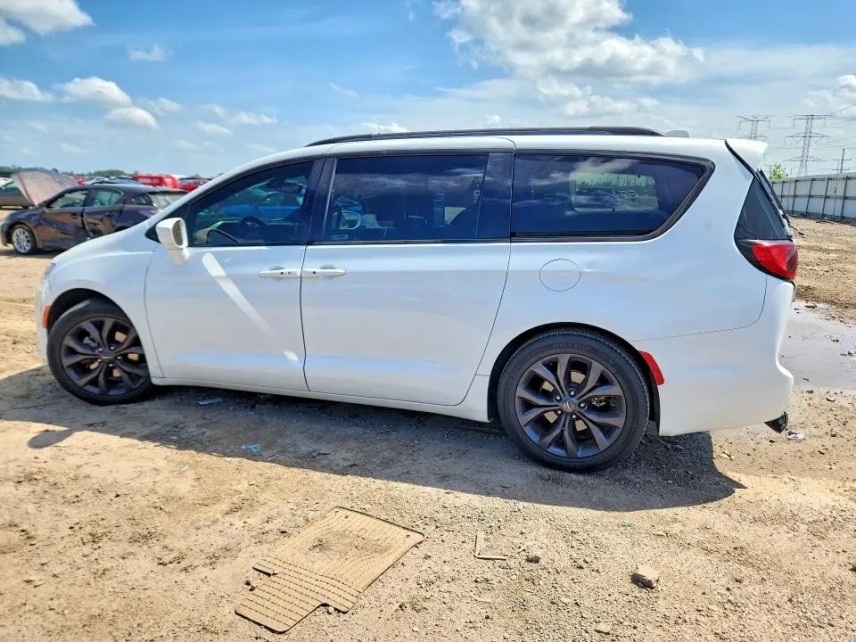 2019 CHRYSLER PACIFICA TOURING L PLUS  