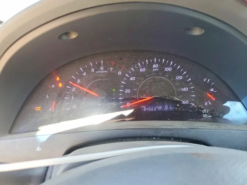 2011 TOYOTA CAMRY LE V6  