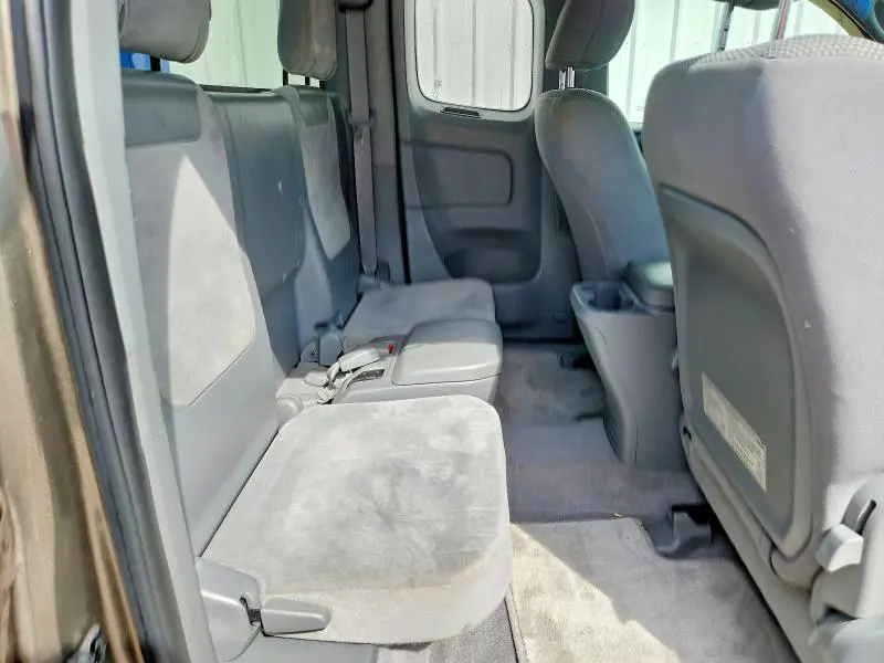 2010 TOYOTA TACOMA V6  