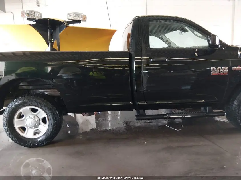 2018 RAM 2500 TRADESMAN  4X4 8' BOX