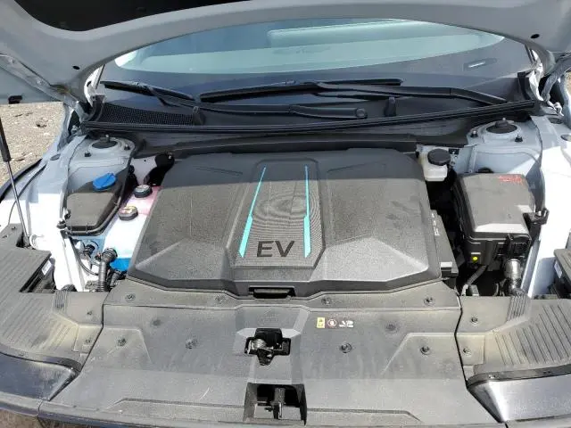 2024 HYUNDAI IONIQ 5 SE  