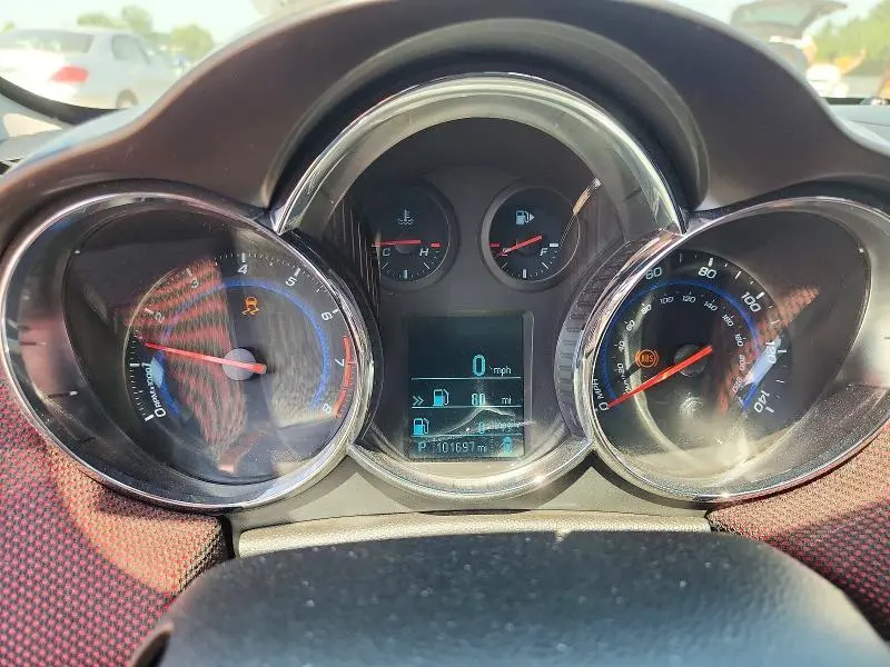 2012 CHEVROLET CRUZE LT  