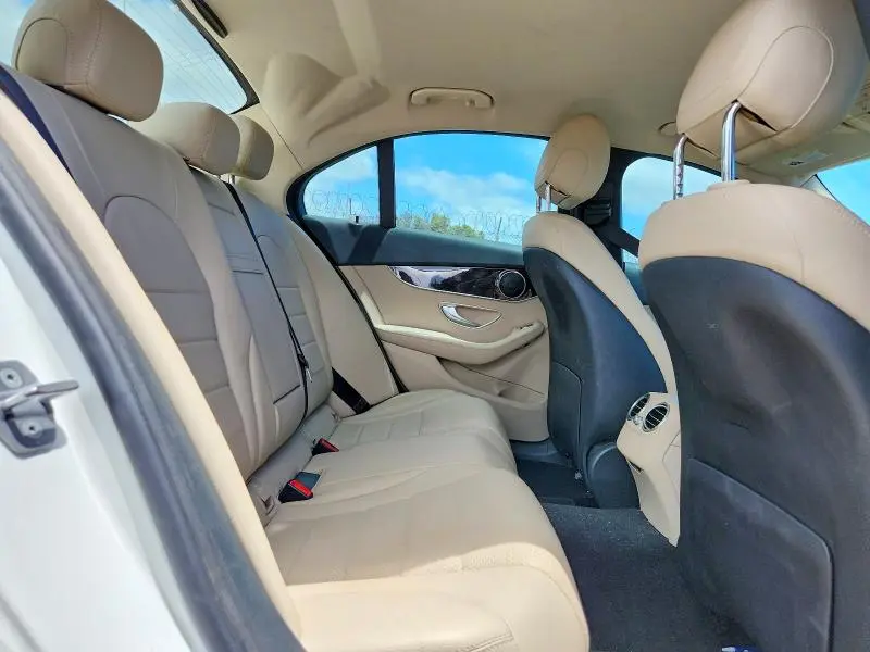 2017 MERCEDES-BENZ C 300  
