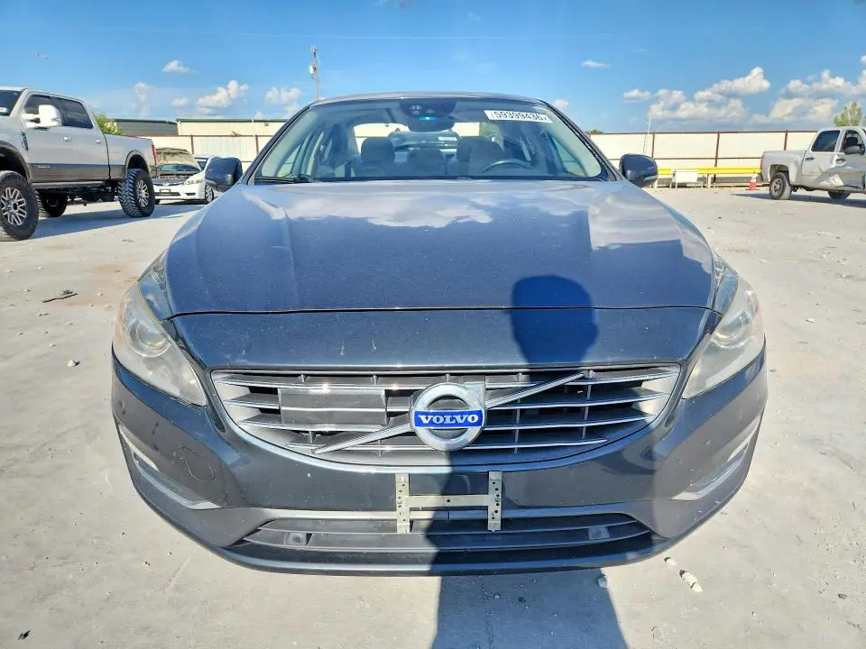 2015 VOLVO S60 PLATINUM  