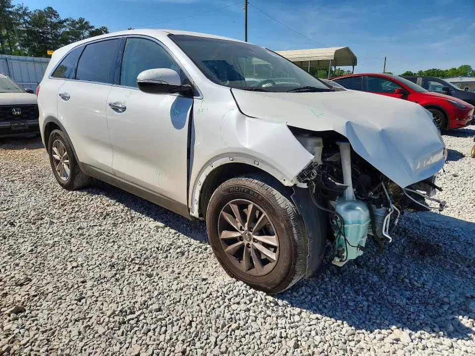 2020 KIA SORENTO S  