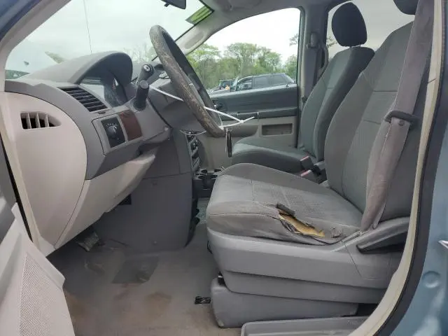 2010 CHRYSLER TOWN & COUNTRY LX  