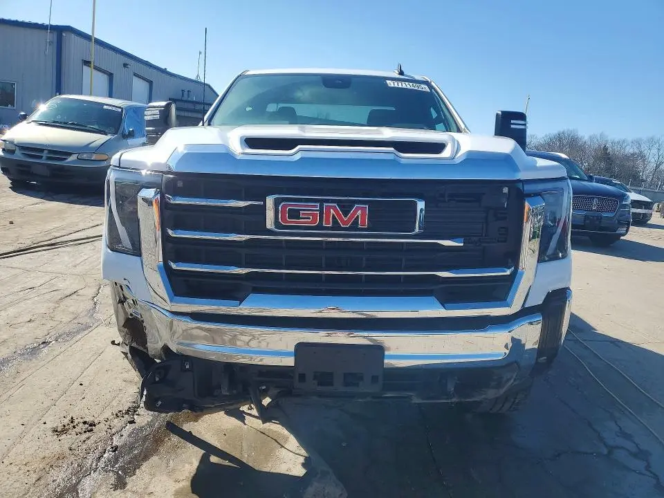 2025 GMC SIERRA K2500 SLE  