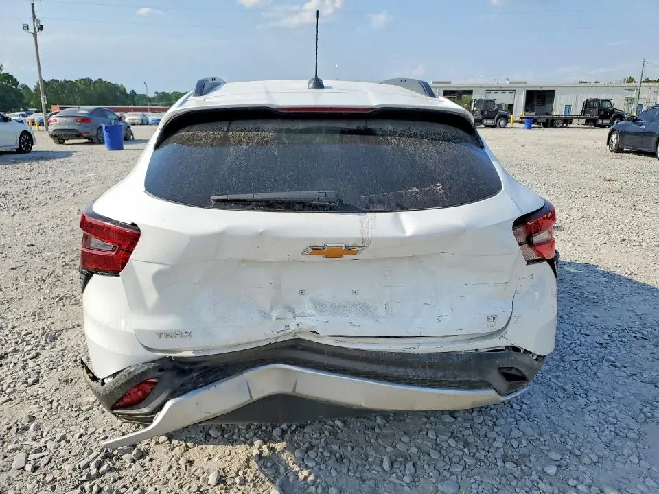 2025 CHEVROLET TRAX 1LT  