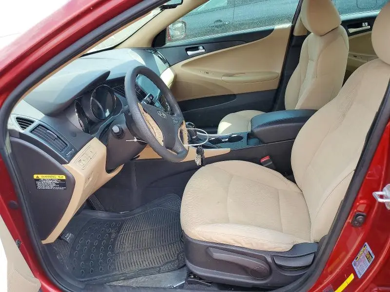 2013 HYUNDAI SONATA GLS  