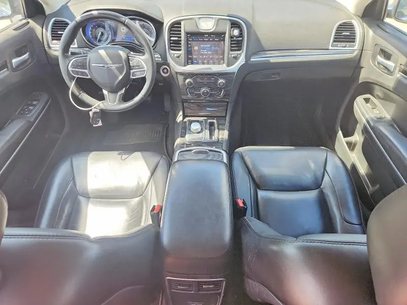 2019 CHRYSLER 300 TOURING  