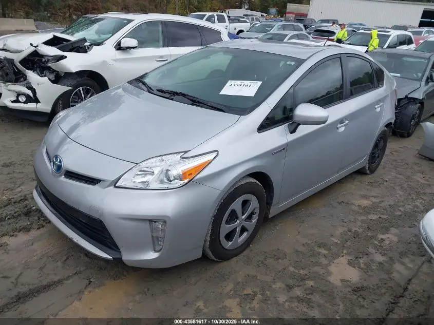 2015 TOYOTA PRIUS THREE