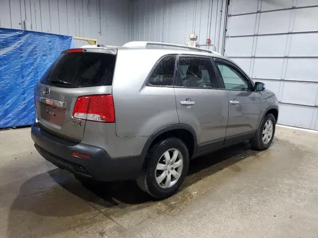 2011 KIA SORENTO BASE  
