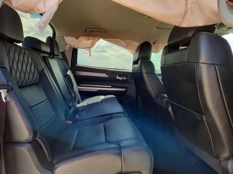 2017 TOYOTA TUNDRA PLATINUM  