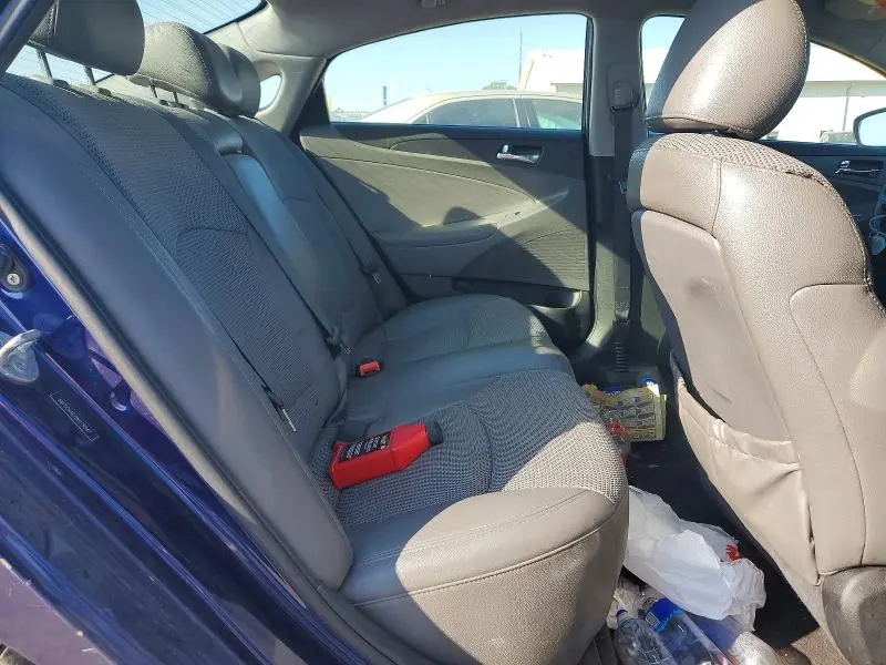 2011 HYUNDAI SONATA SE  