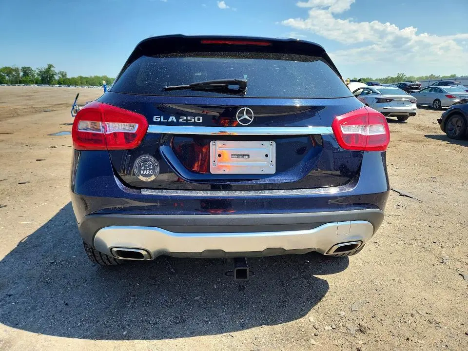 2018 MERCEDES-BENZ GLA 250  