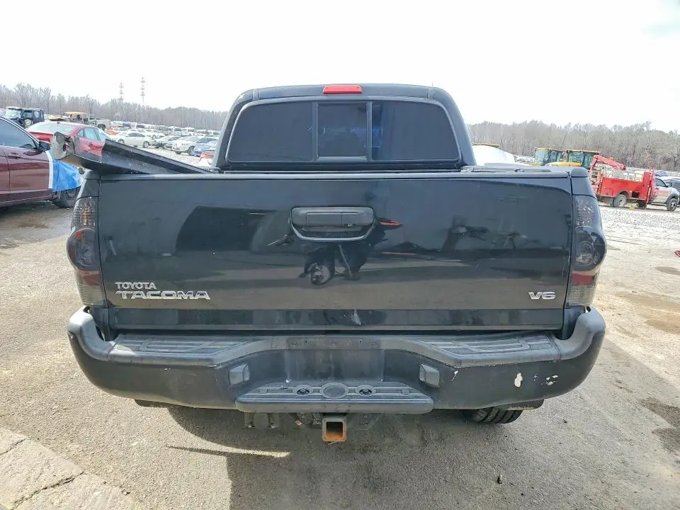 2013 TOYOTA TACOMA V6  