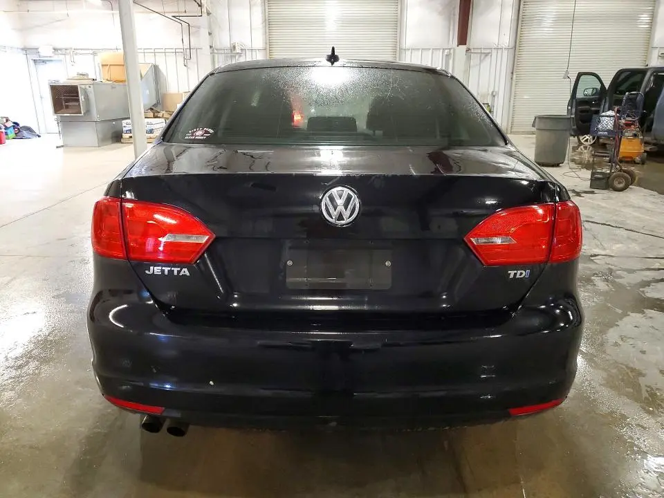 2011 VOLKSWAGEN JETTA TDI  