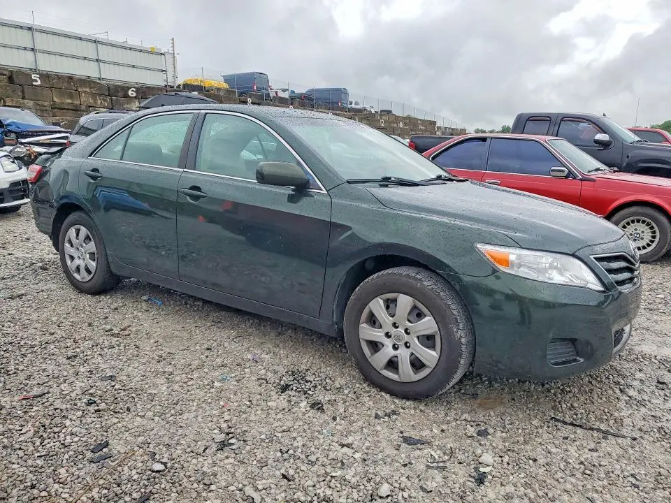 2011 TOYOTA CAMRY LE  