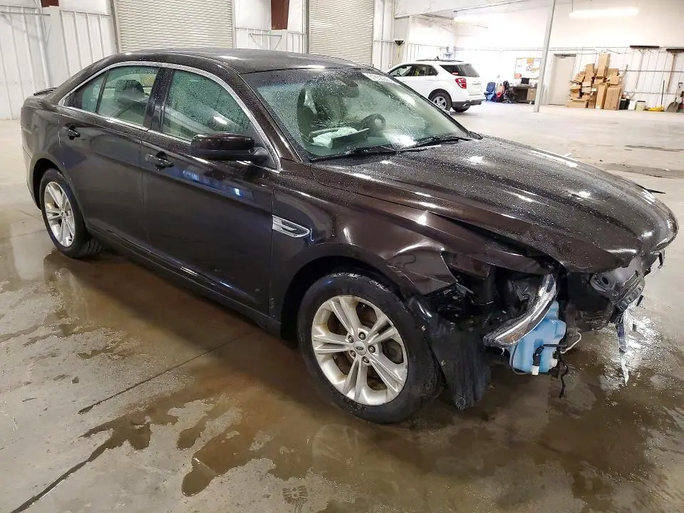 2013 FORD TAURUS SEL  