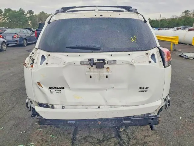 2018 TOYOTA RAV4 XLE  