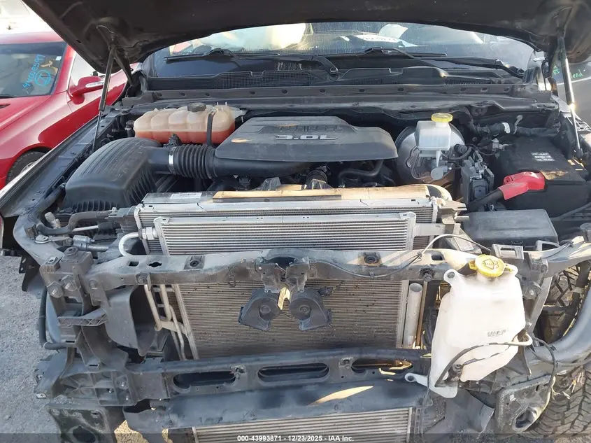 2022 RAM 1500 LIMITED  4X4 5'7 BOX