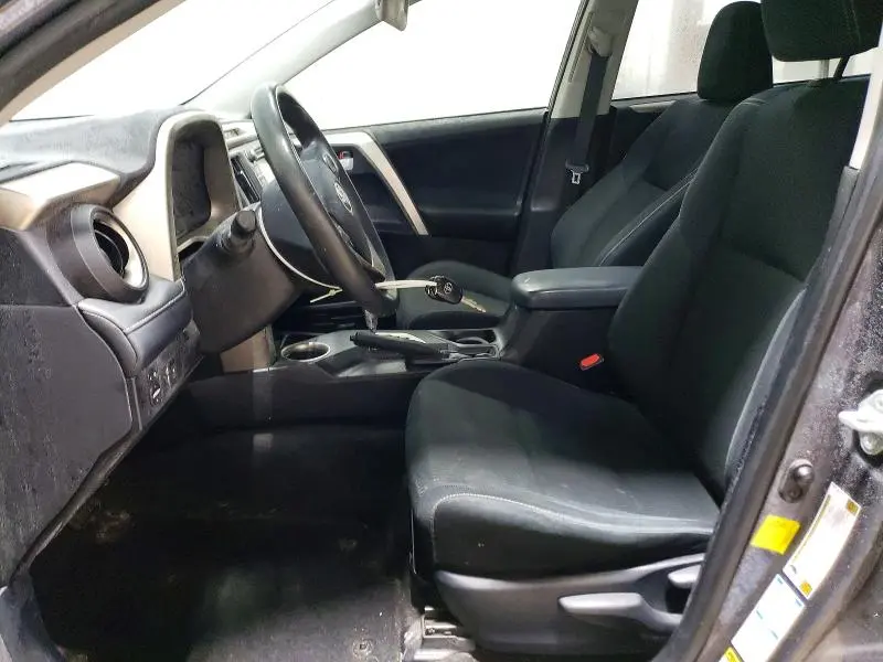 2014 TOYOTA RAV4 XLE  