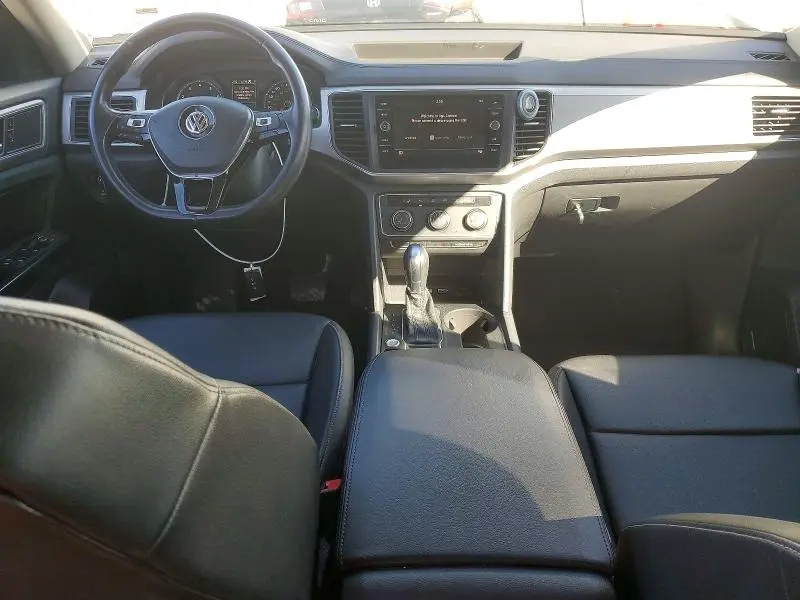 2018 VOLKSWAGEN ATLAS SE  
