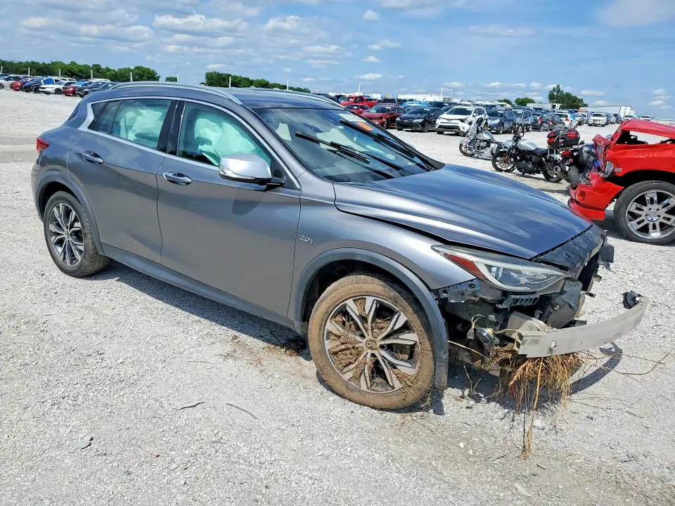 2017 INFINITI QX30 PREMIUM  