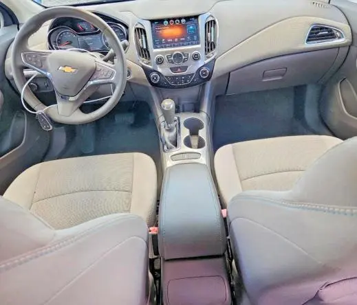 2017 CHEVROLET CRUZE LT  