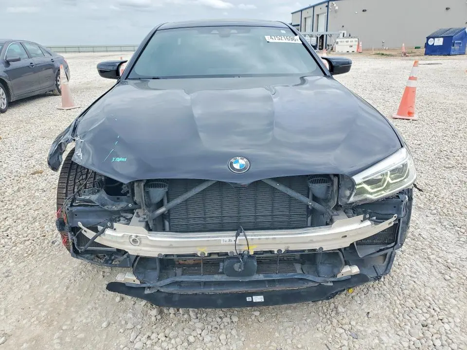 2018 BMW M5   