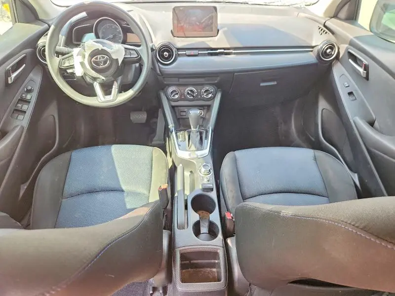 2019 TOYOTA YARIS LE  