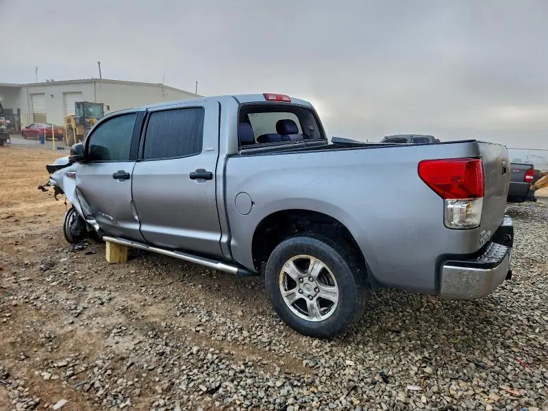 2010 TOYOTA TUNDRA CREWMAX SR5  