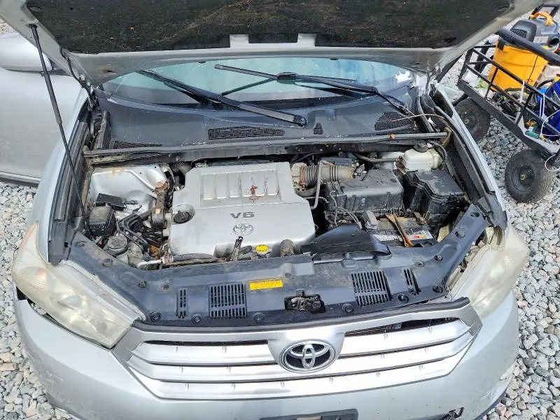 2012 TOYOTA HIGHLANDER BASE  