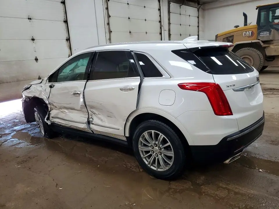 2017 CADILLAC XT5 LUXURY  