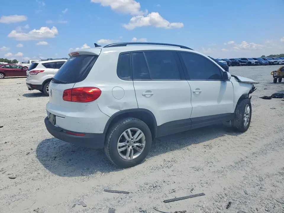 2017 VOLKSWAGEN TIGUAN S  